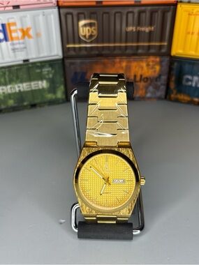 Poedagar 40mm Gold Men's Quartz Watch slim